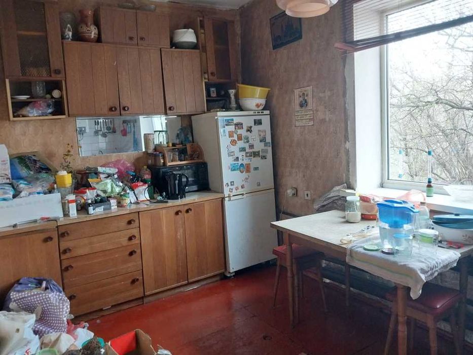 Окремий будинок у районі м'ясокомбінату. Цікава пропозиція під бізнес.