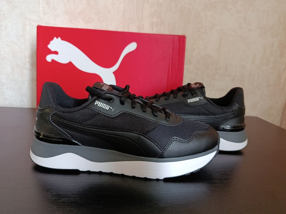 кросівки Puma R78 Voyage