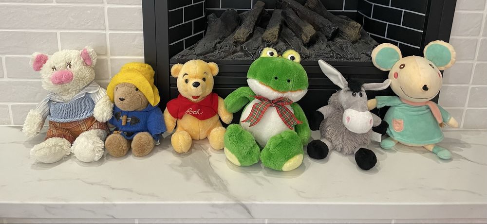 Вінні пух від Disney та інші іграшки