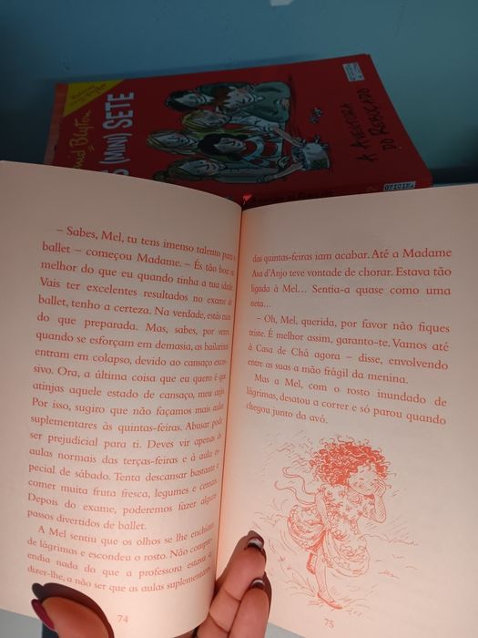 Livros Infantis/ Juvenis