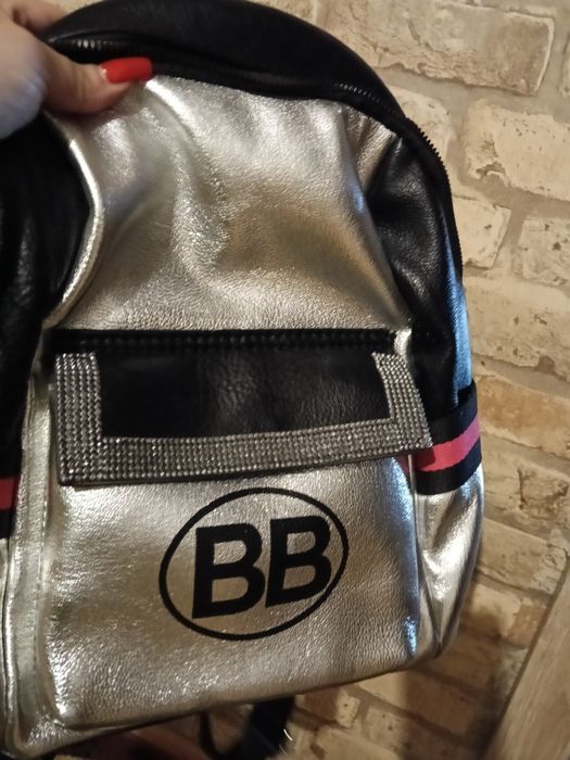 Piękny włoski plecak cyrkonie j nowy