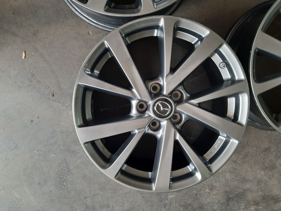 (029) Felgi 18" 5x114,3 ET 45 7j - Mazda