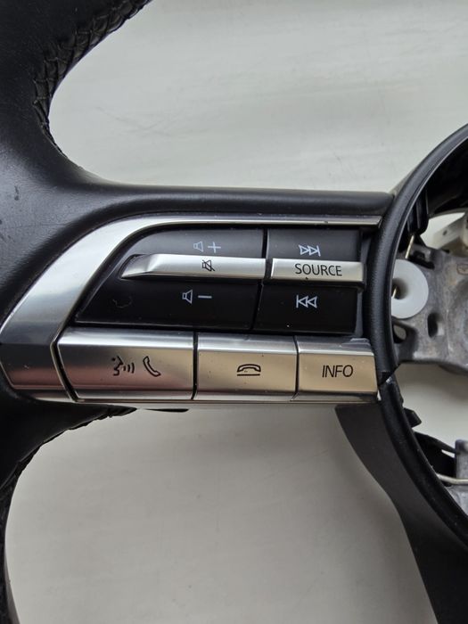 Кермо Mazda cx30