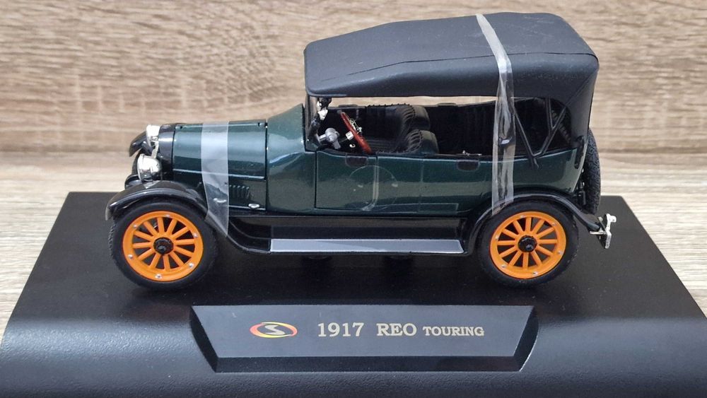 Miniatura REO Touring »1917» 1:24
