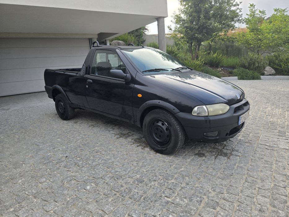 Fiat Strada, 1.9 Diesel, caixa aberta