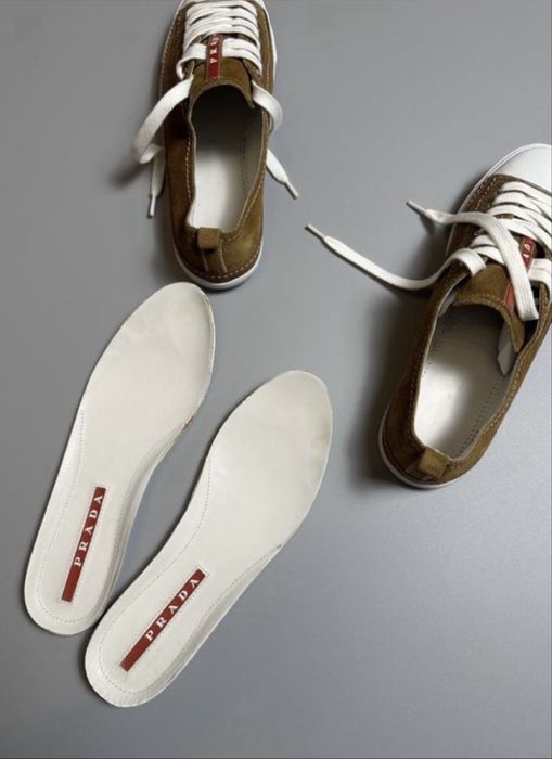 Кеди/кросівки з натуральної замші Prada 38р на пласкій підошві