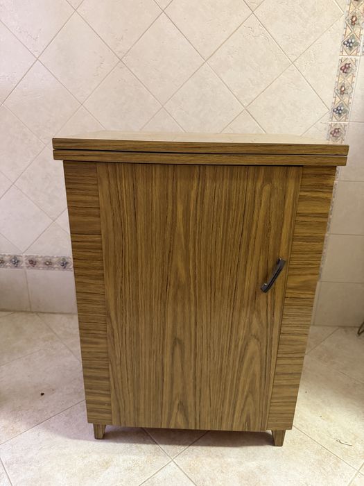 Maquina costura Singer com móvel