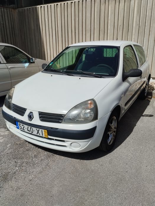 Renault Clio II 1.5 DCI (65 CV)