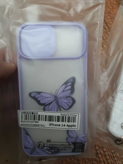 Capas iPhone 14 novas Selado