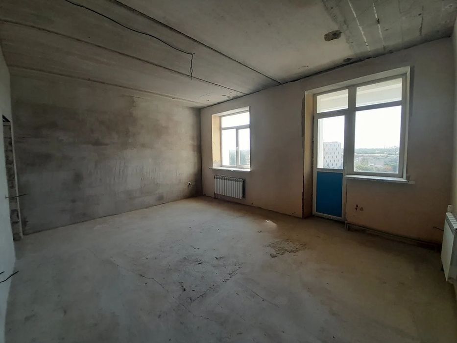 Продам простору 3-и кімнатну квартиру 92 м², р-н Автовокзалу.