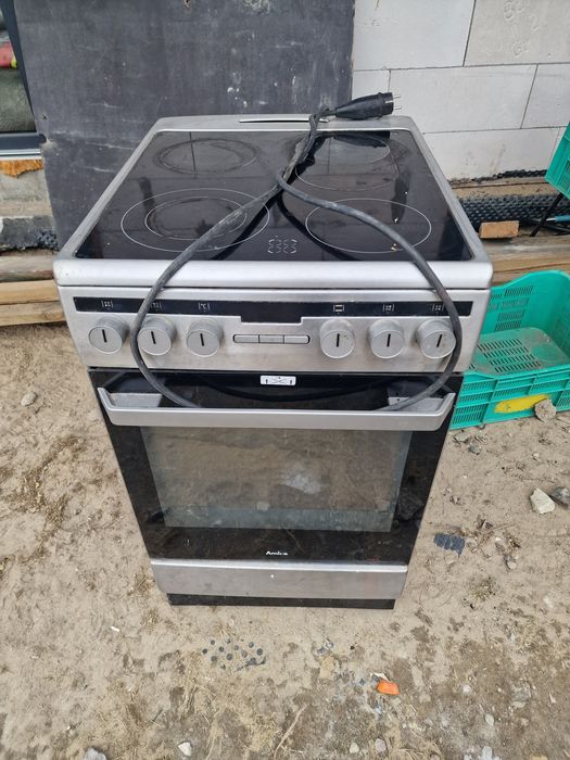 Kuchenka elektryczna Amica 58CE3