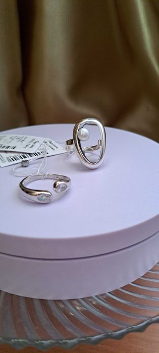 Стильные  кольца больших размеров