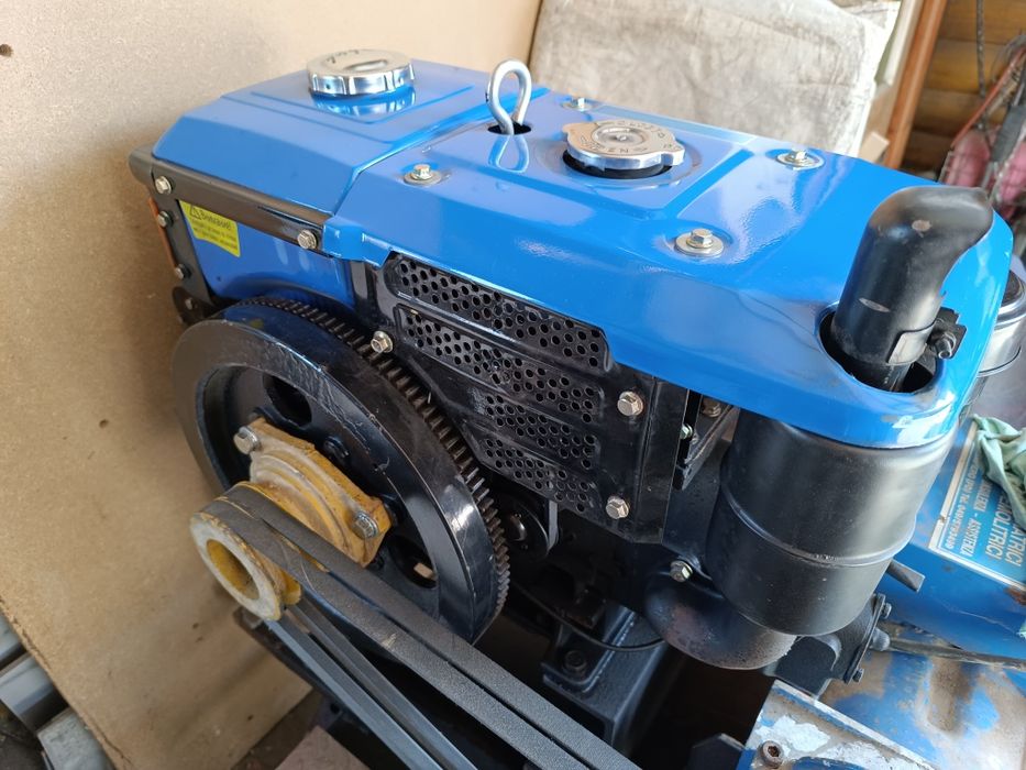 Двигун Зубр 10 кінських сил