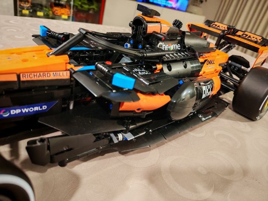 Lego F1 McLaren MCL39