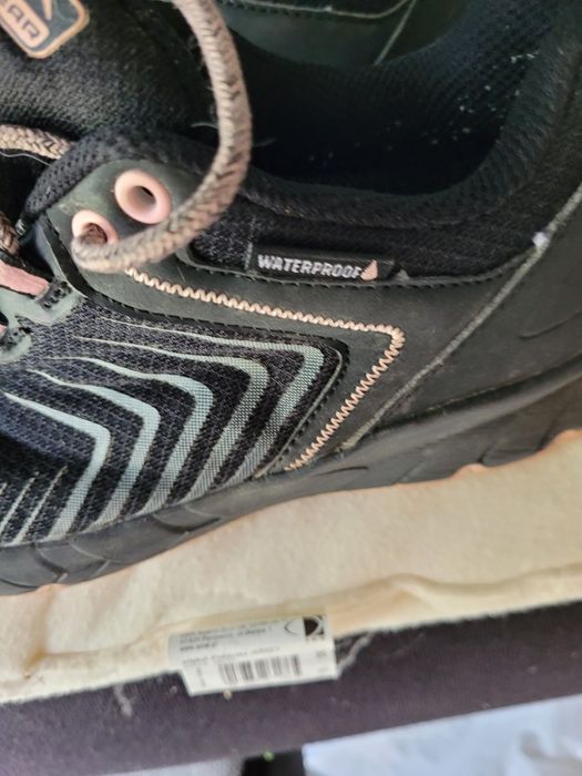 Buty damskie używane rozmiar 37