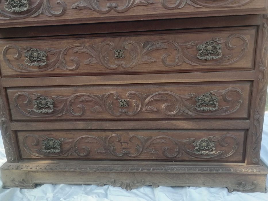 Móvel vintage castanho em madeira maciça como novo