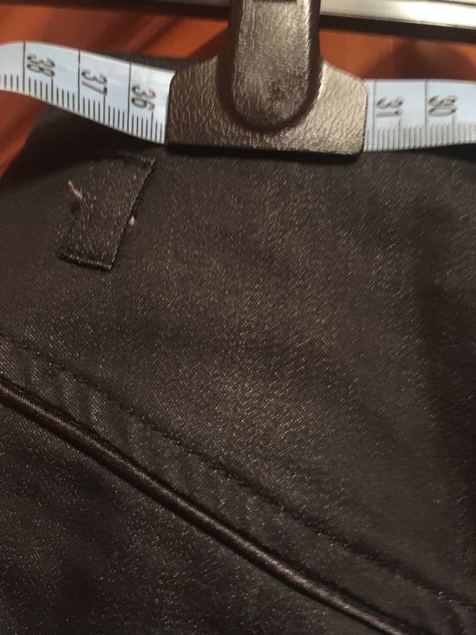 Spodnica czarna orsay