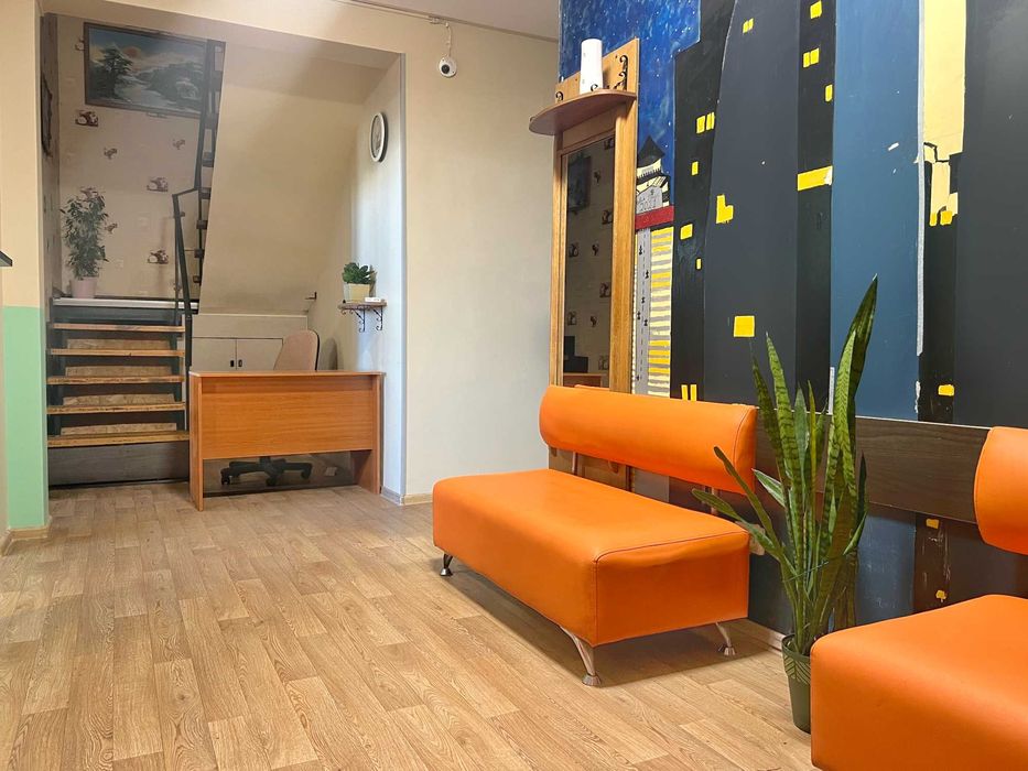 Кімната на двох біля метро Деміївська, поруч Roshen! Без комісії!