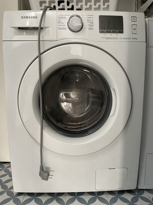 Maquina de lavar EcoBubble avariada