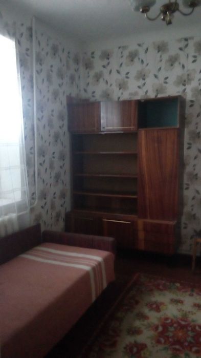 Квартиру 2х комнатную без ремонта