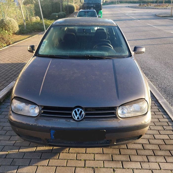 Vende se Golf4 1.9 TDI para peças