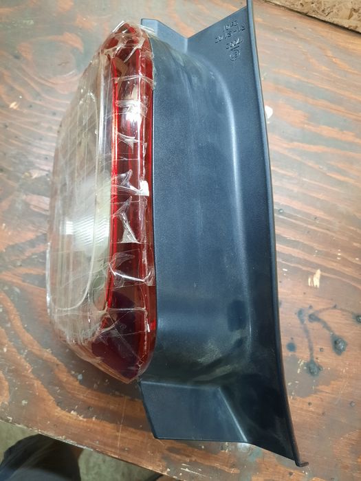 Фонарь задний правый Duster 2