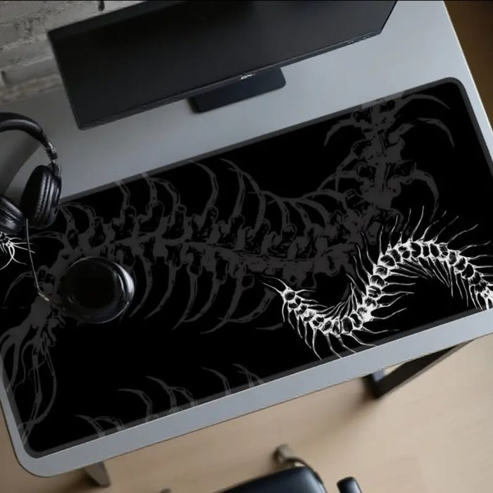 Коврик для миши з принтон сороконожкою