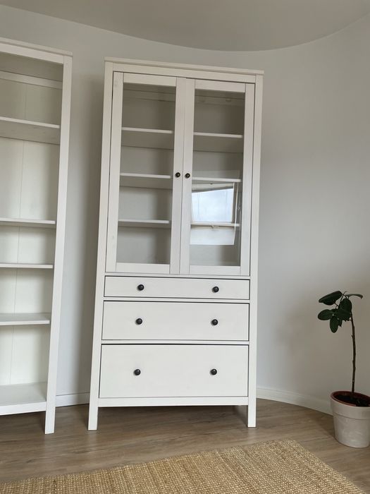 Hemnes witryna kredens drewno Ikea biały