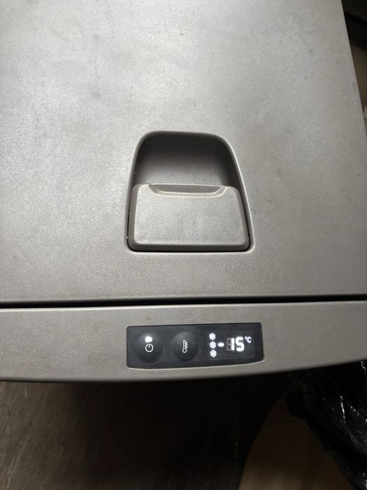 Lodówka Scania ,,S” 40 litrów sprawna 100%