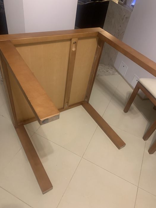 Stół rozkładany i 6 krzeseł Black Red White