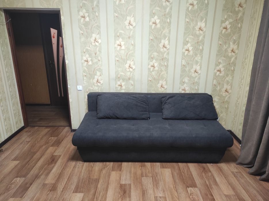 Здам двухкімнатну квартиру подобово