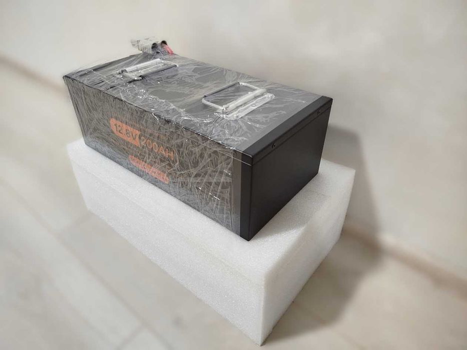 LiFePO4 акумулятор 12V 200Ah (2560Wh) у МЕТАЛЕВОМУ корпусі+запобіжник