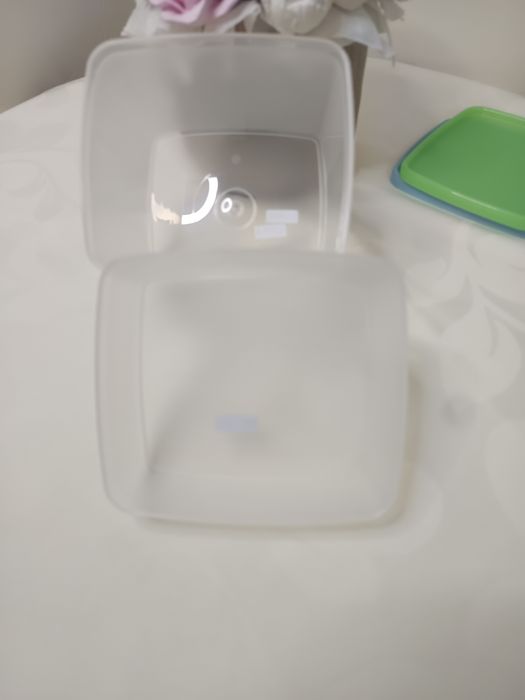 2 Refrigeradoras quadradas da Tupperware 800ml + 250ml