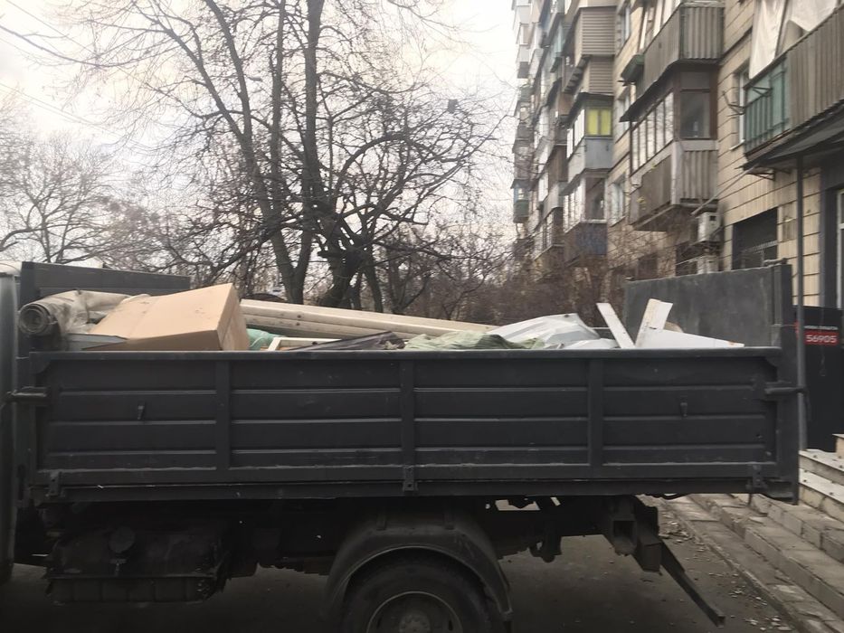 Вивезення будівельного сміття