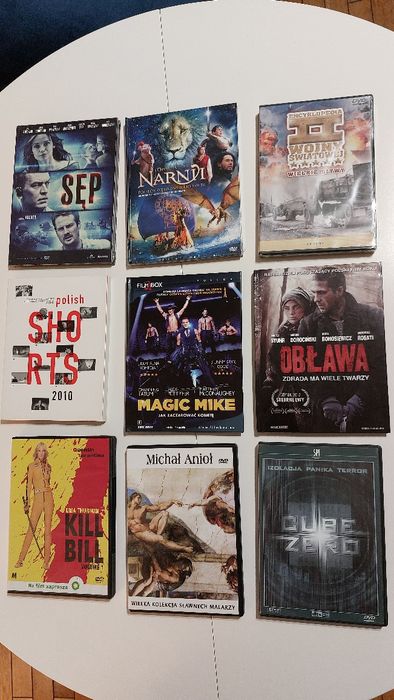 Zestaw 8 filmów na DVD