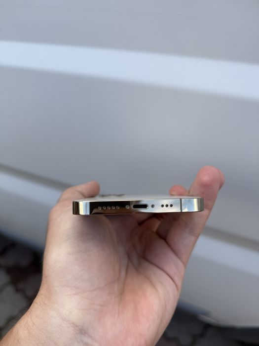 iPhone 12pro на 128гб