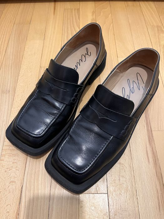 Чорні шкіряні лофери IKOS