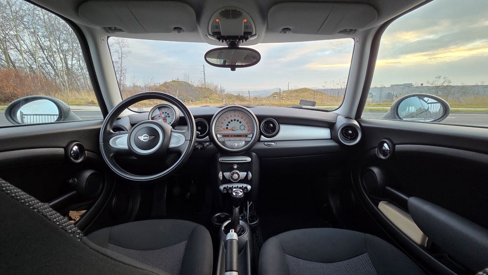 Mini Cooper 1,6 2007r