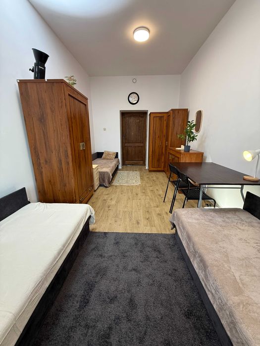 Хостел | Место в комнате | Без комиссии | Депозит только 250 зл