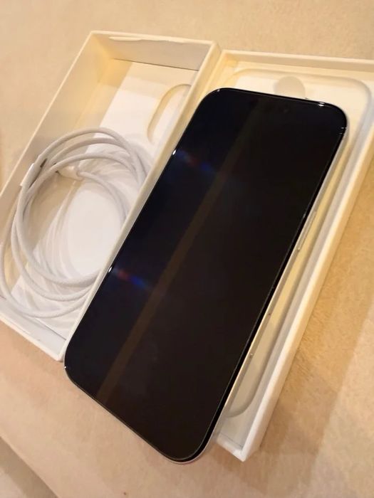 Apple iPhone 17 256gb branco