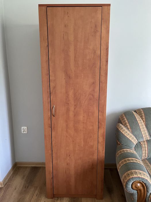 Szafa + stolik 3 komplety