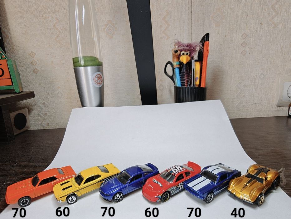 Машинки модели hot wheels matchbox Johnny lightning racing champions maisto