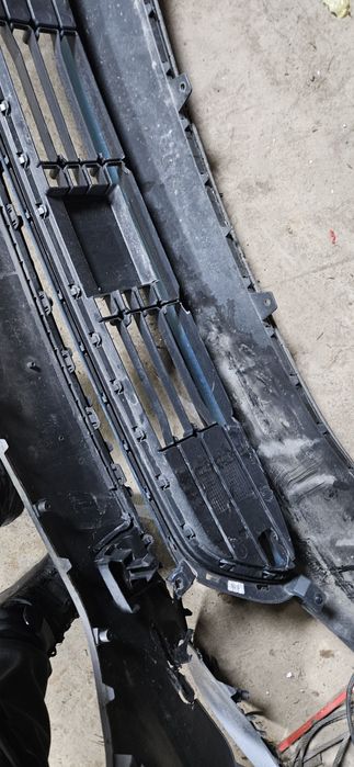 Продам Бампер на Киа Ниро 2021року Електро