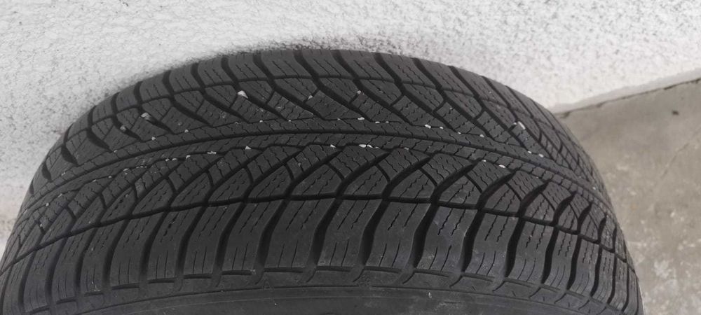 Felgi stalowe BMW z oponami Good Year Ultragrip 8
