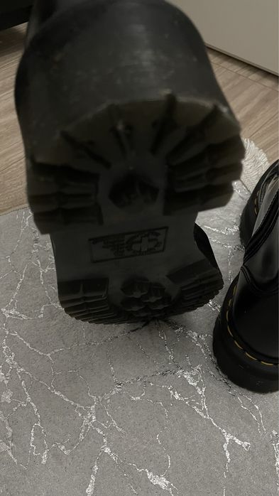 Glany czarne Dr Martens Jadon model