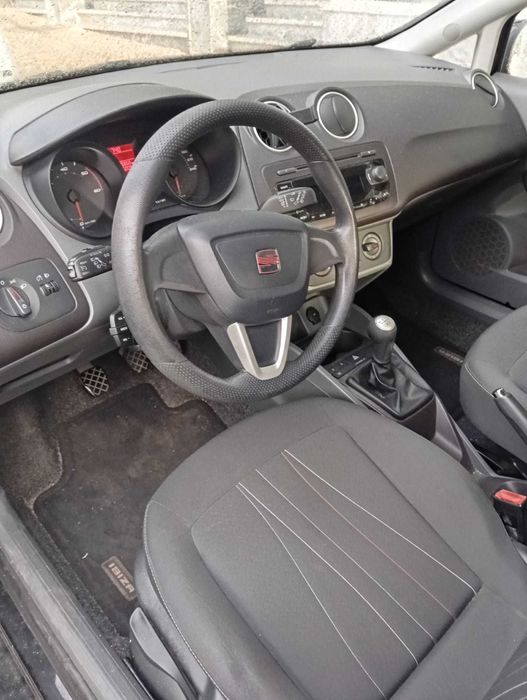 Vende- se Seat Ibiza 2011