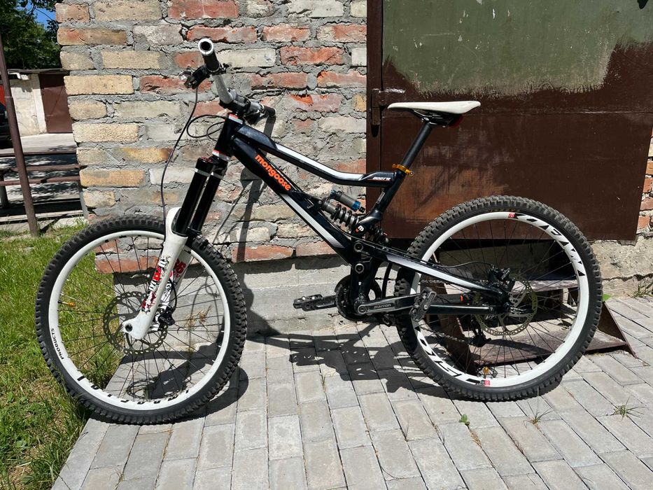 Двопідвіс Mongoose, Fox, Marzocchi