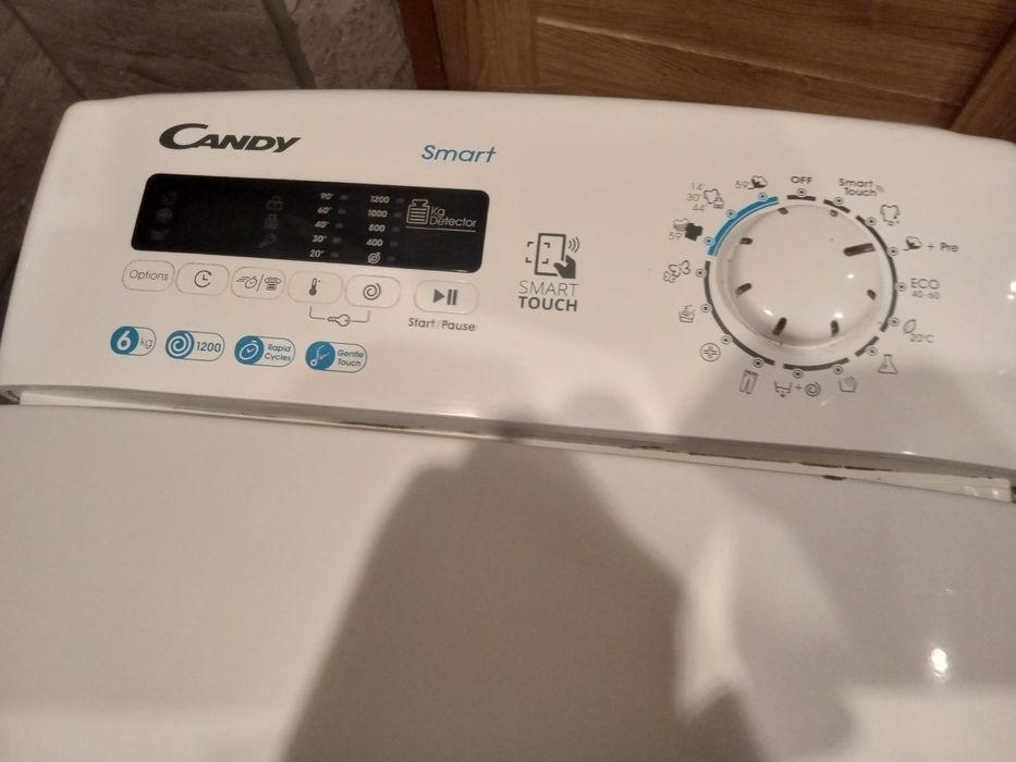 Pralka Candy od góry ładowana.
