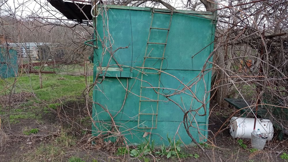 Продам свой  дачный участок 6 сот, в сторону с Любимовка