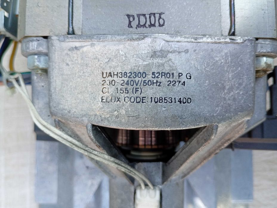 Двигатель стиральной машины Electrolux 108531400